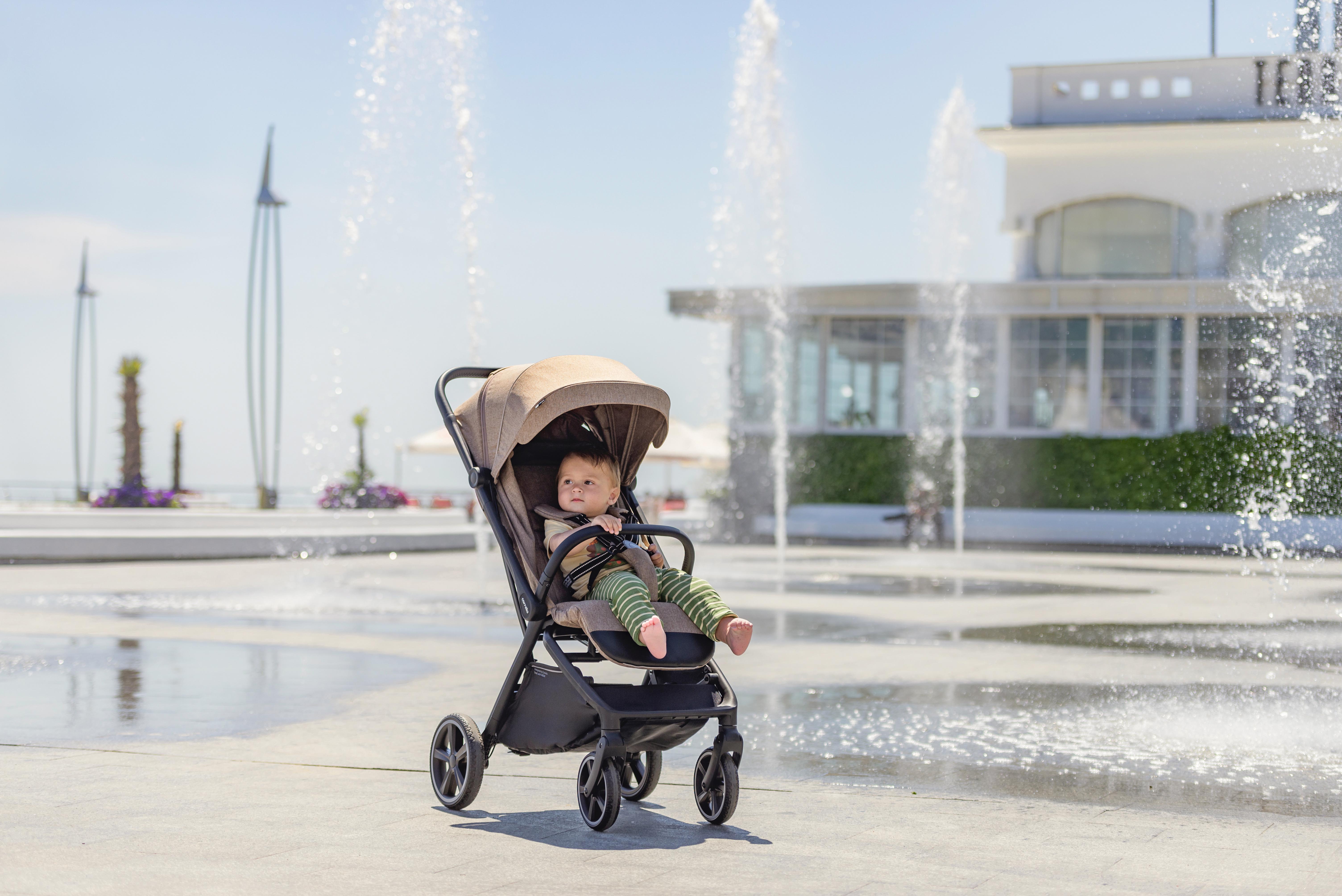 Прогулянкова коляска Corsa