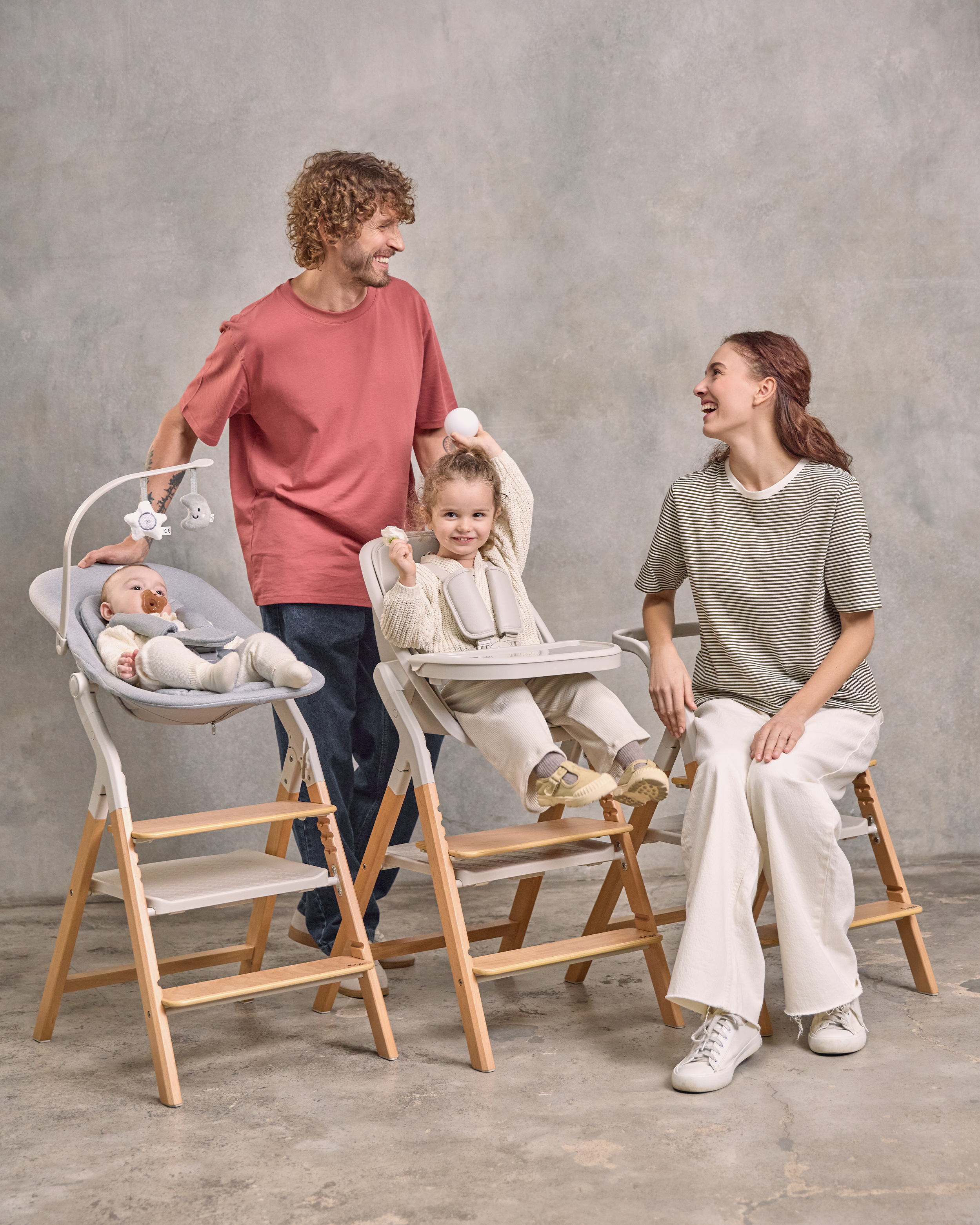 Шезлонг, стульчик для кормления, приставной стул и обучающая башня Ergo