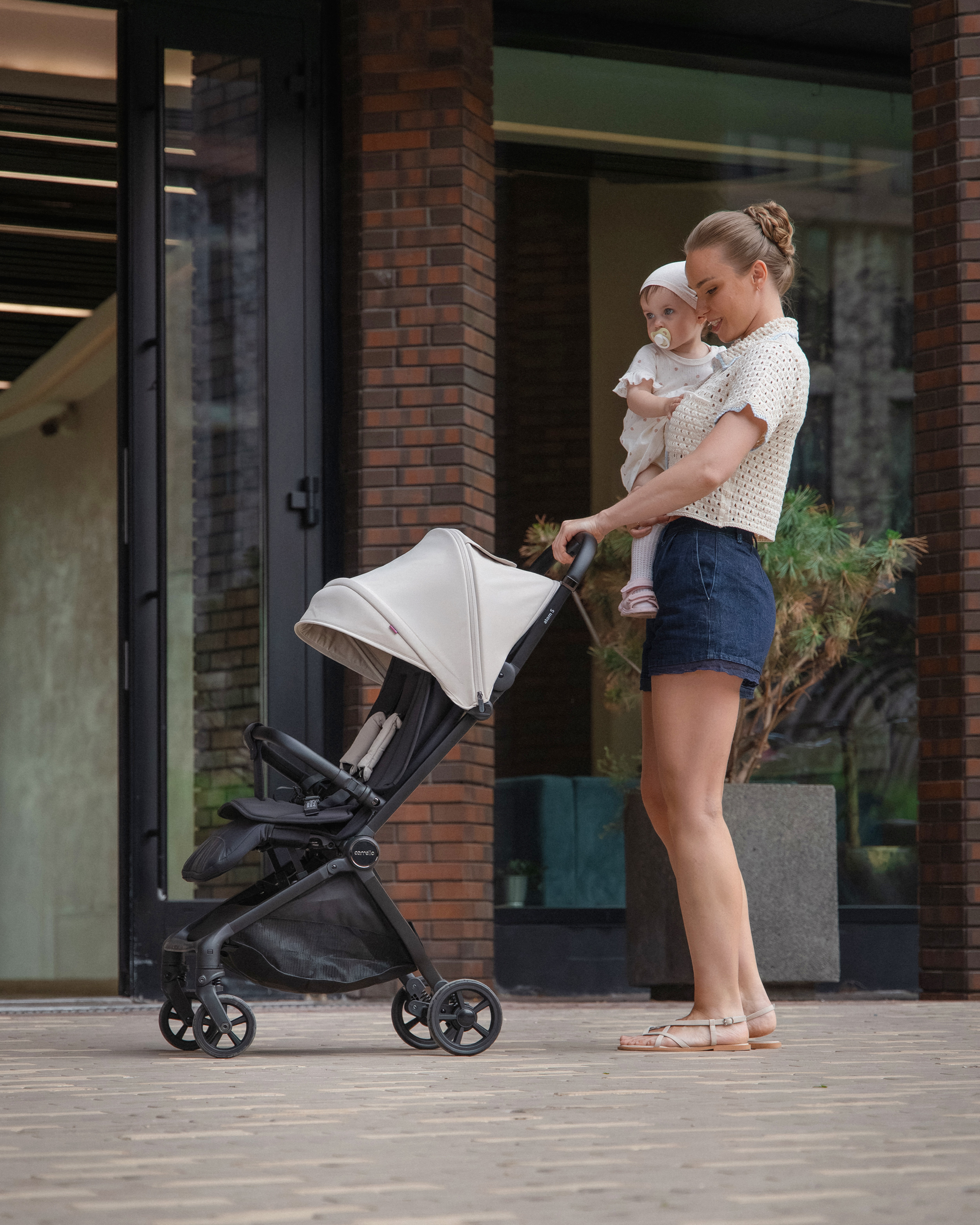 Atom S 2.0 Kinderwagen