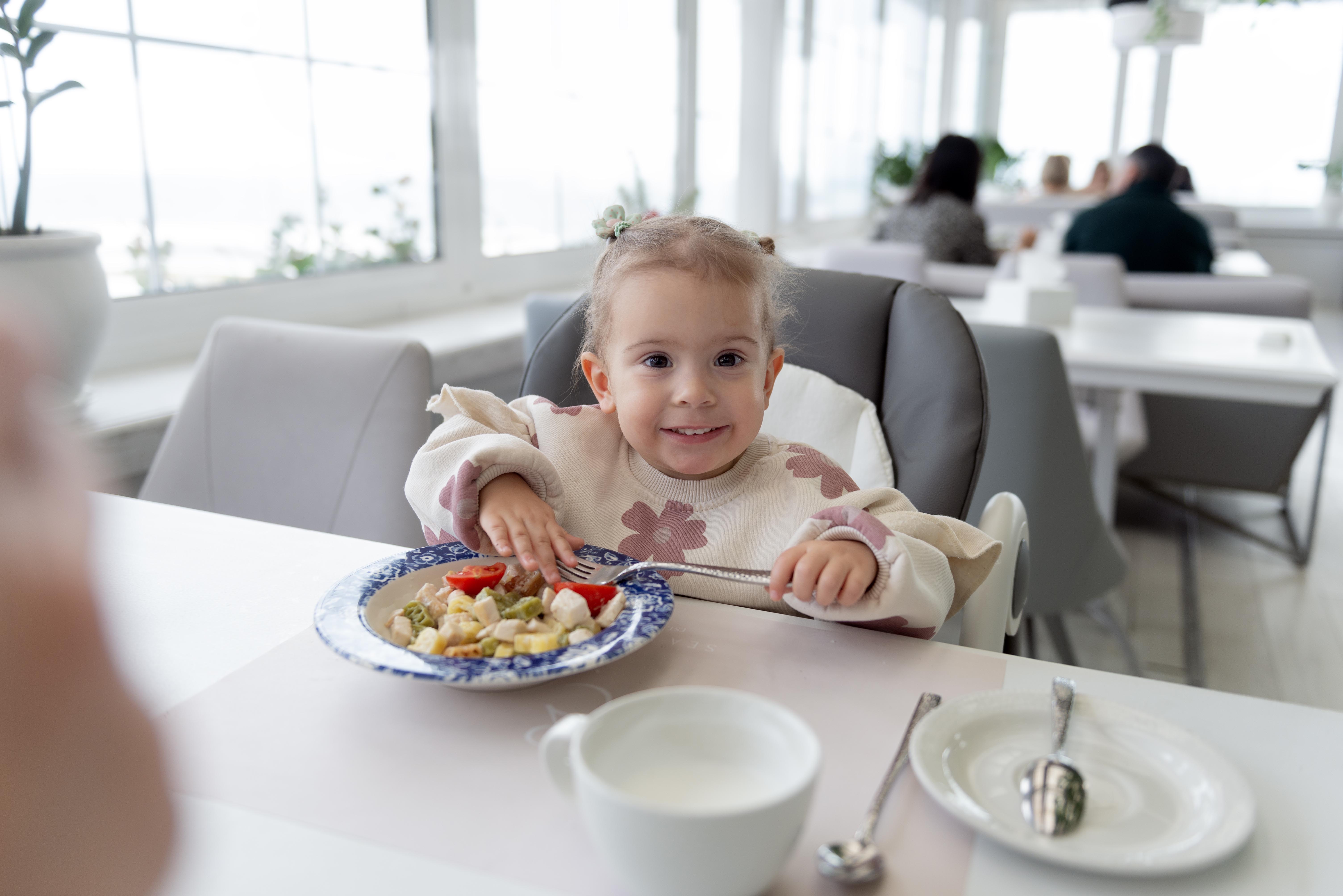 Стілець для годування Stella